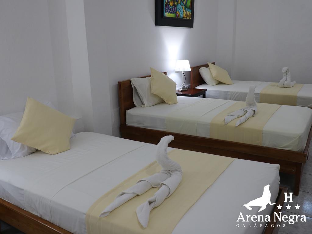 Hostal Arena Negra プエルトアヨラ エクステリア 写真