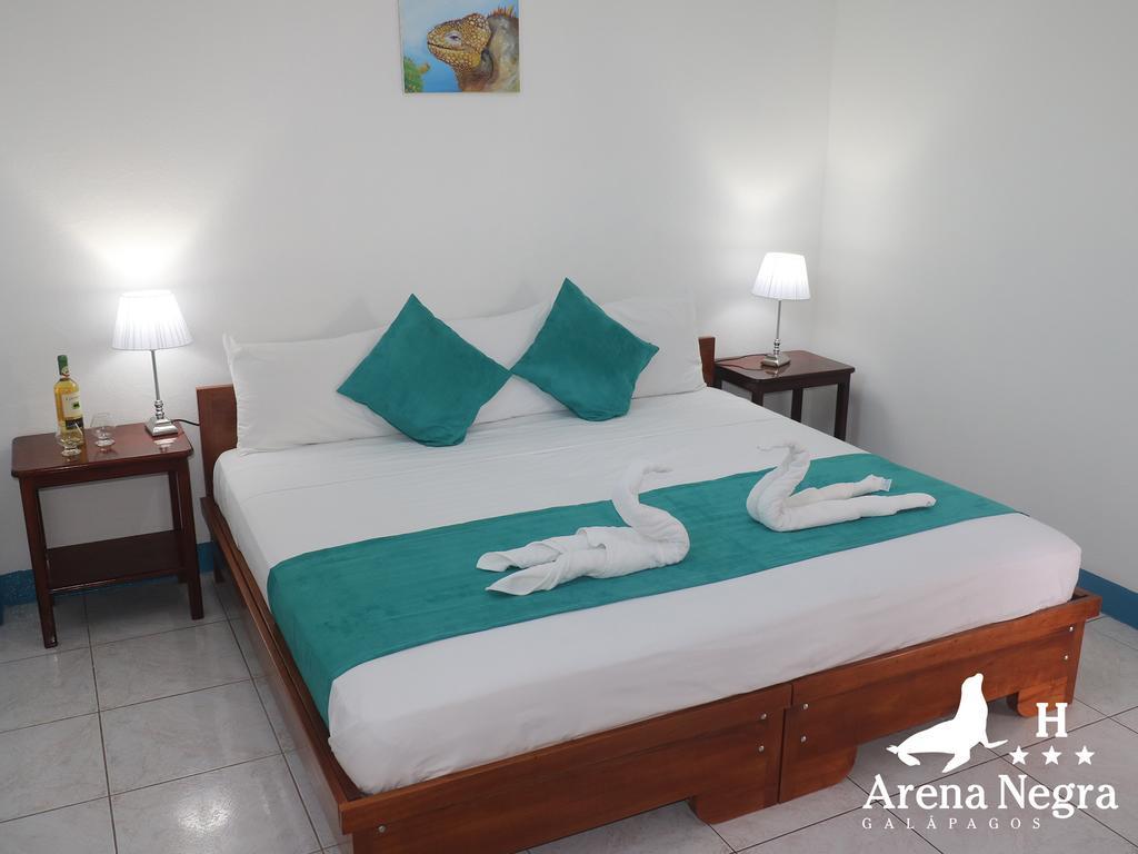 Hostal Arena Negra プエルトアヨラ エクステリア 写真