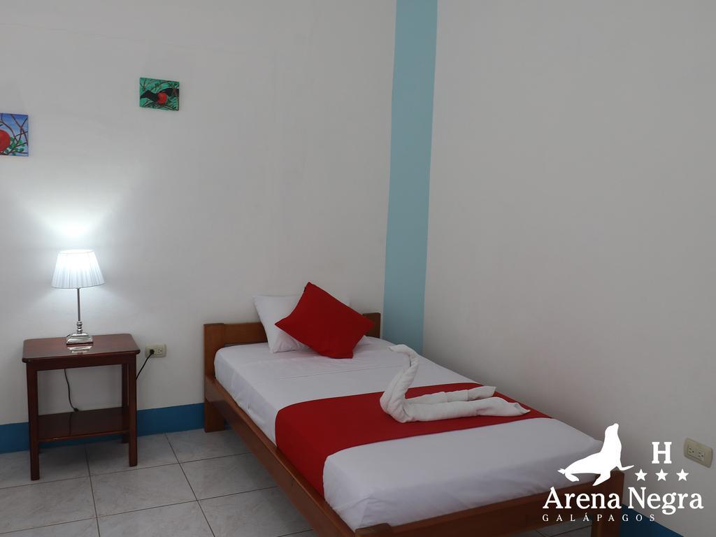Hostal Arena Negra プエルトアヨラ エクステリア 写真