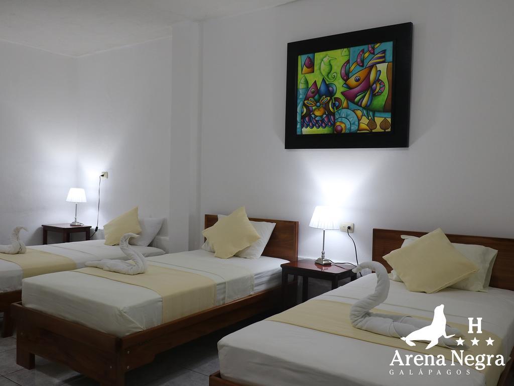Hostal Arena Negra プエルトアヨラ エクステリア 写真