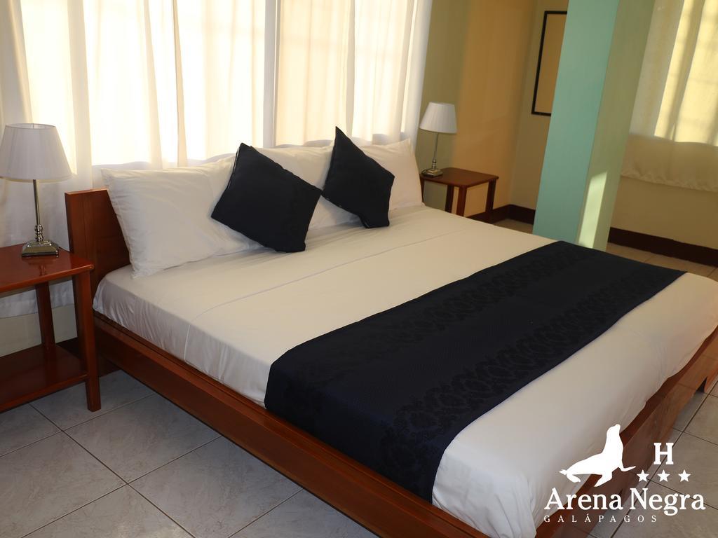 Hostal Arena Negra プエルトアヨラ エクステリア 写真