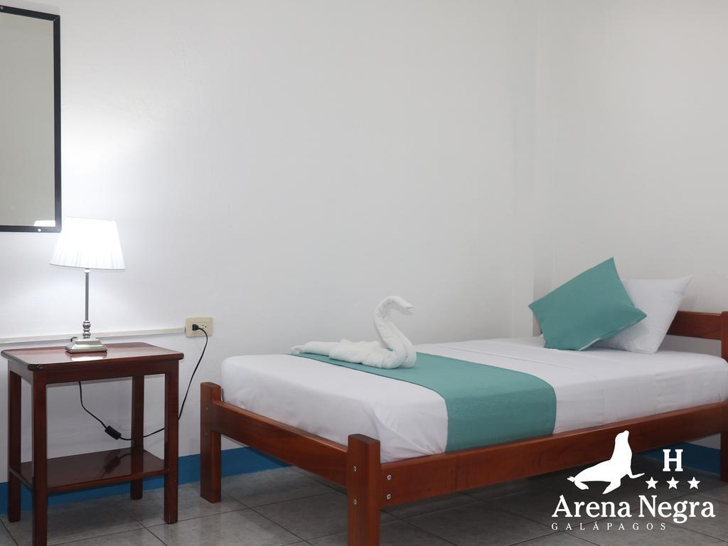 Hostal Arena Negra プエルトアヨラ エクステリア 写真