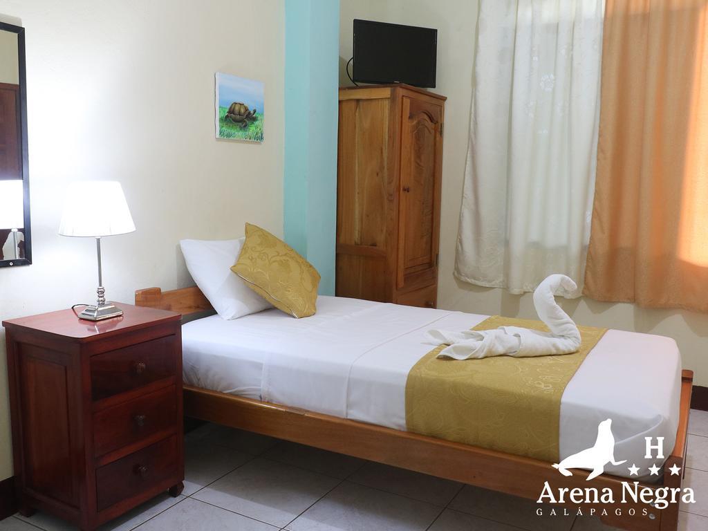 Hostal Arena Negra プエルトアヨラ エクステリア 写真